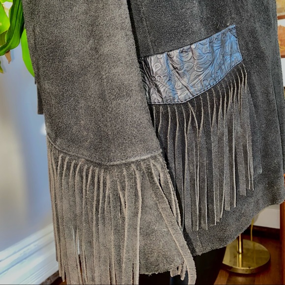 Wilson’s Black Suede Tooled Leather Fringe Jacket - Picture 5 of 8